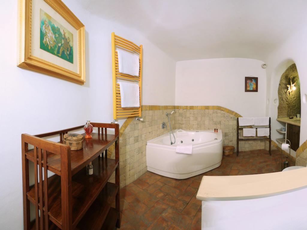 La Casa Degli Archi Hotel Питиляно Екстериор снимка